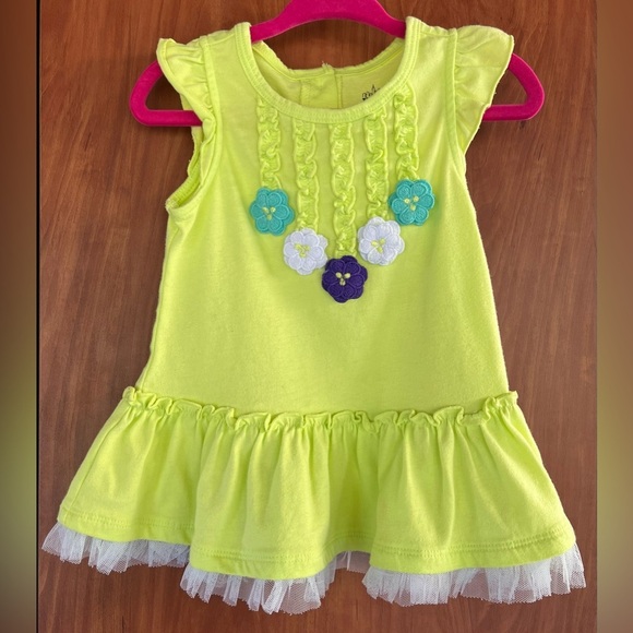 Kids Headquarters Other - Kids Headquarters - Sleeveless ruffle girl top (Size 24m)
